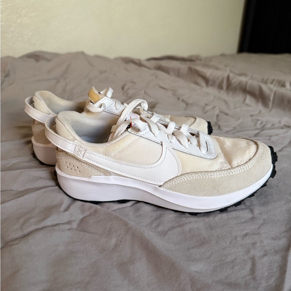 Nike Waffle Debut